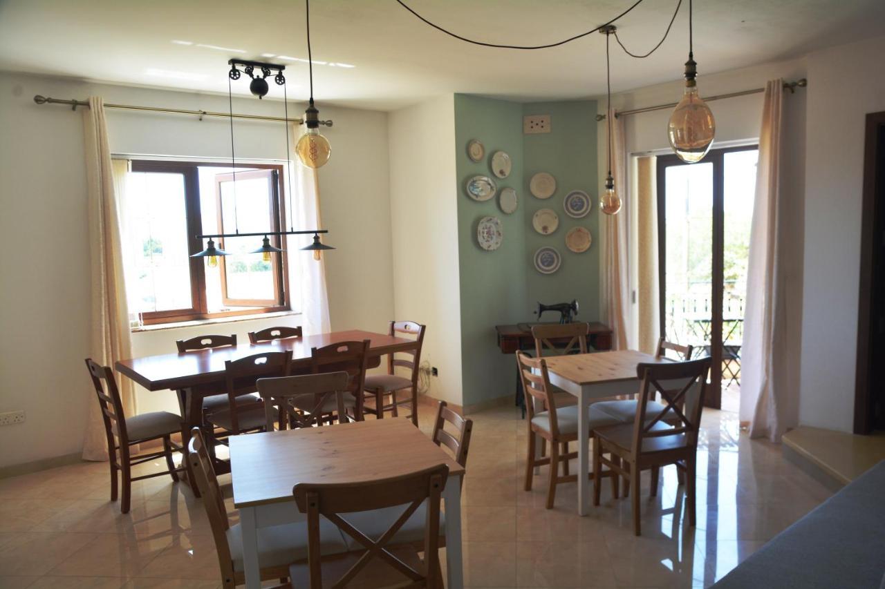 Bed and Breakfast Joseluce Gudja Exterior foto